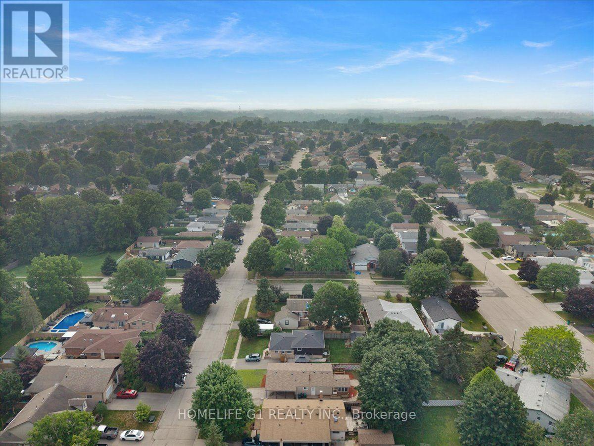19 Milton Avenue W, Cambridge, ON