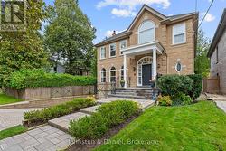 42 DOUGLAS CRESCENT Toronto, ON M4W 2E7