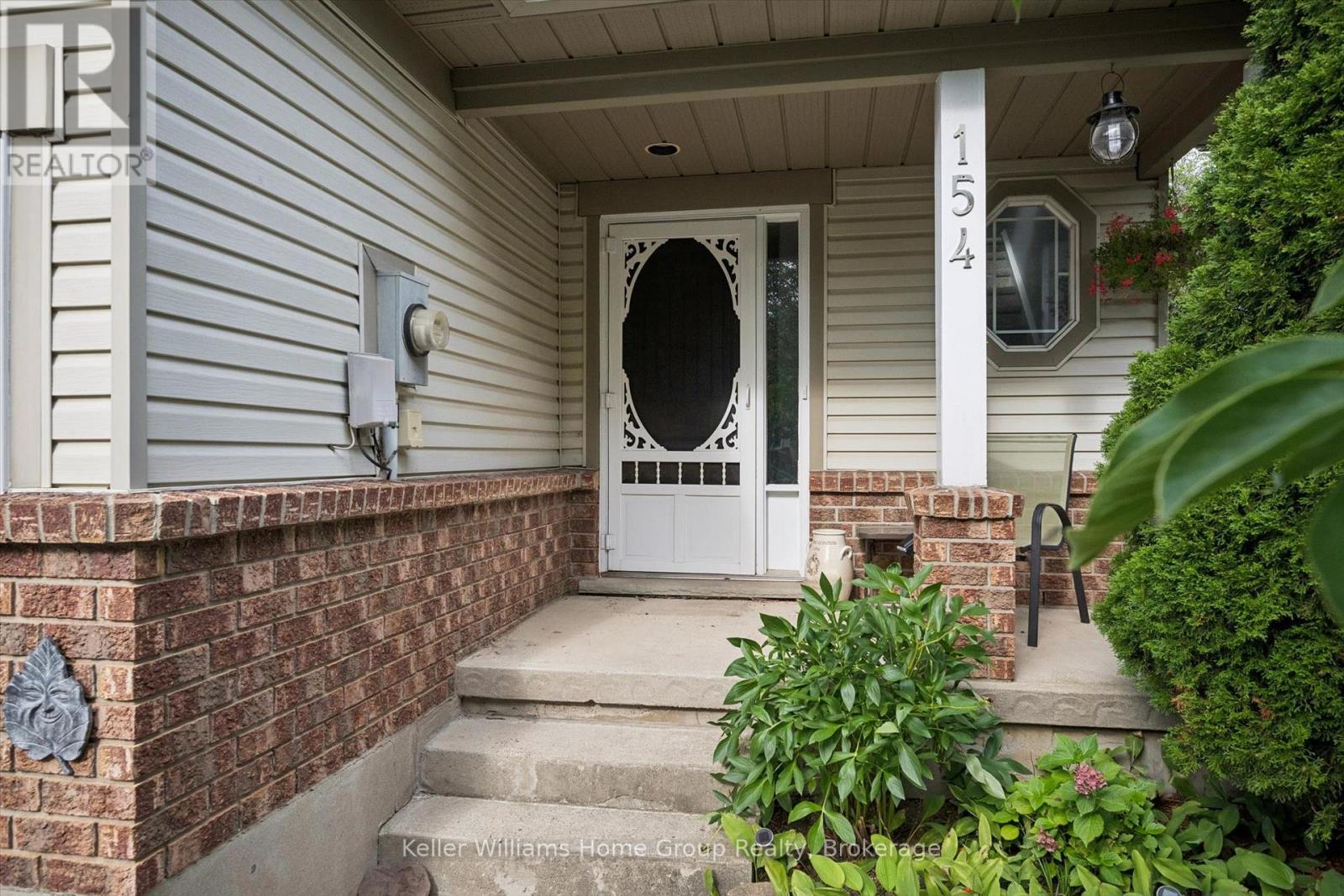 154 Shadow Wood Court, Waterloo, ON