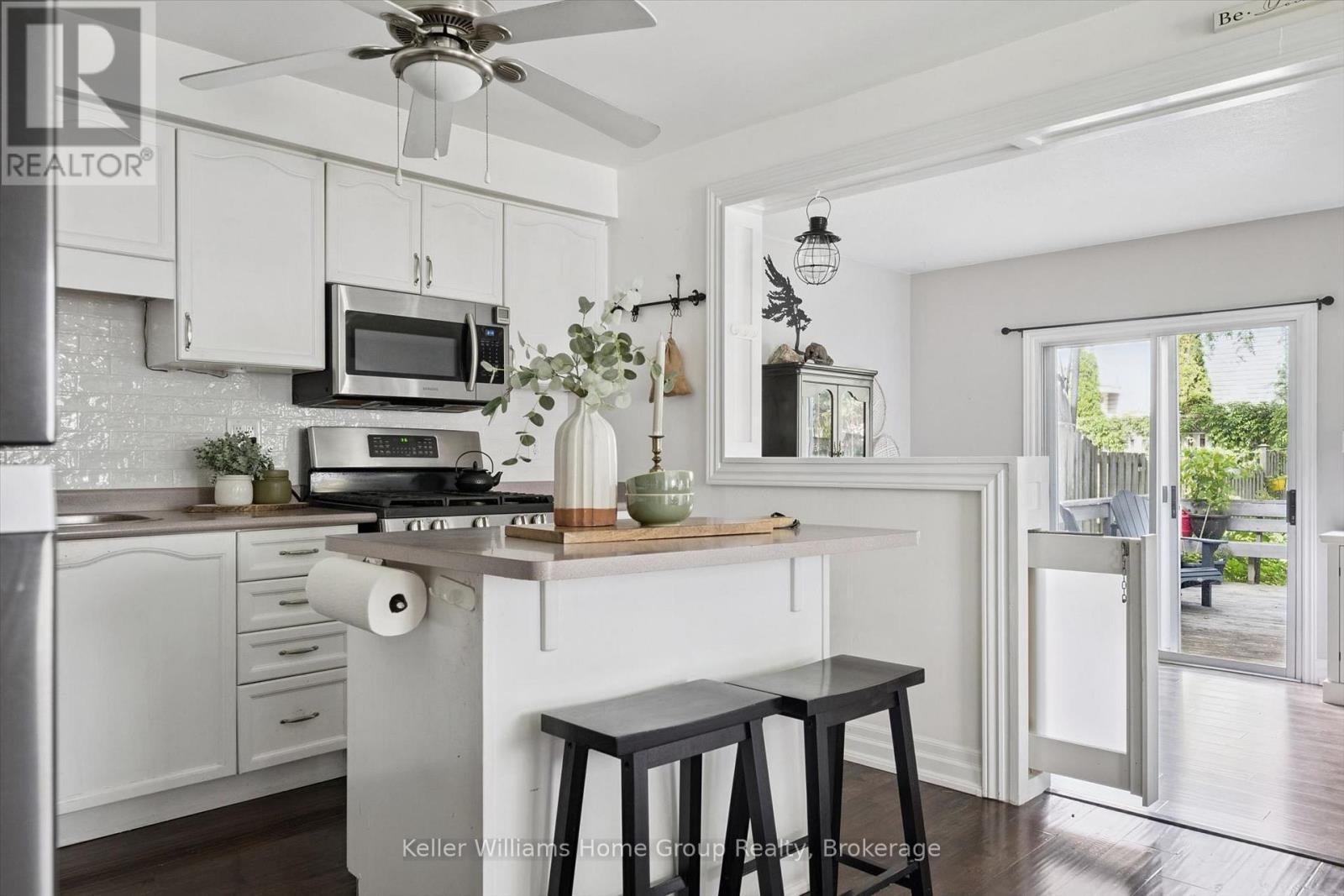154 Shadow Wood Court, Waterloo, ON