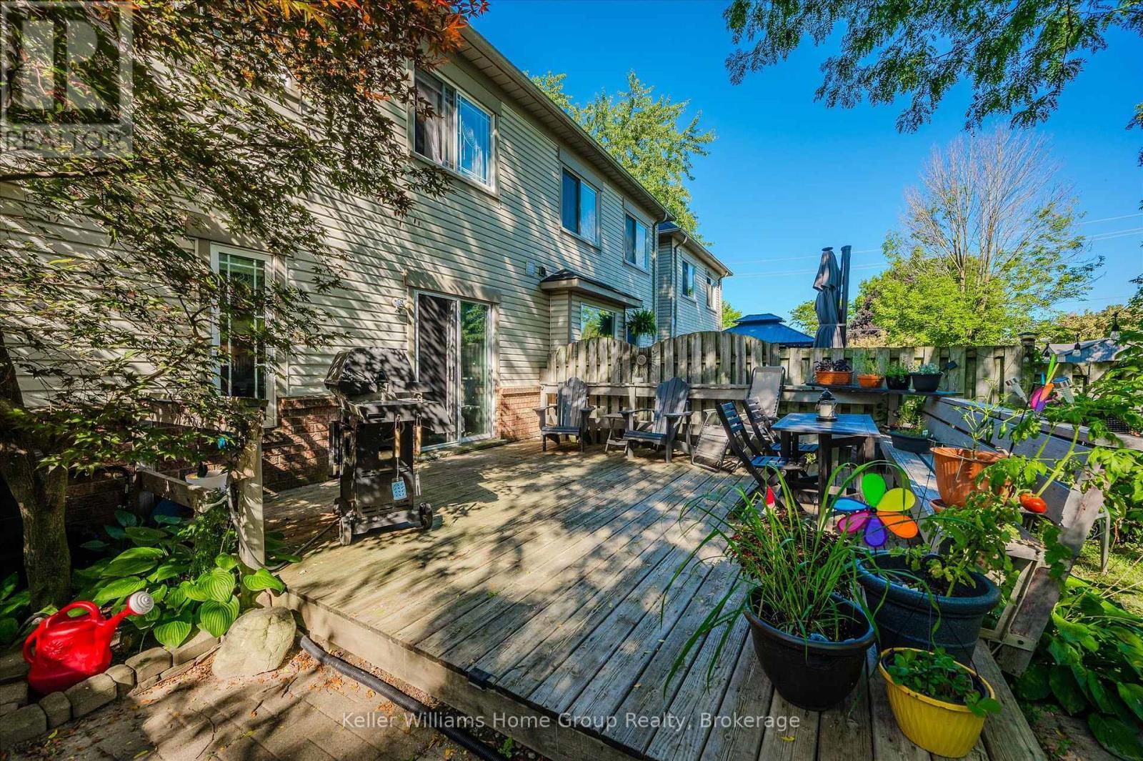 154 Shadow Wood Court, Waterloo, ON