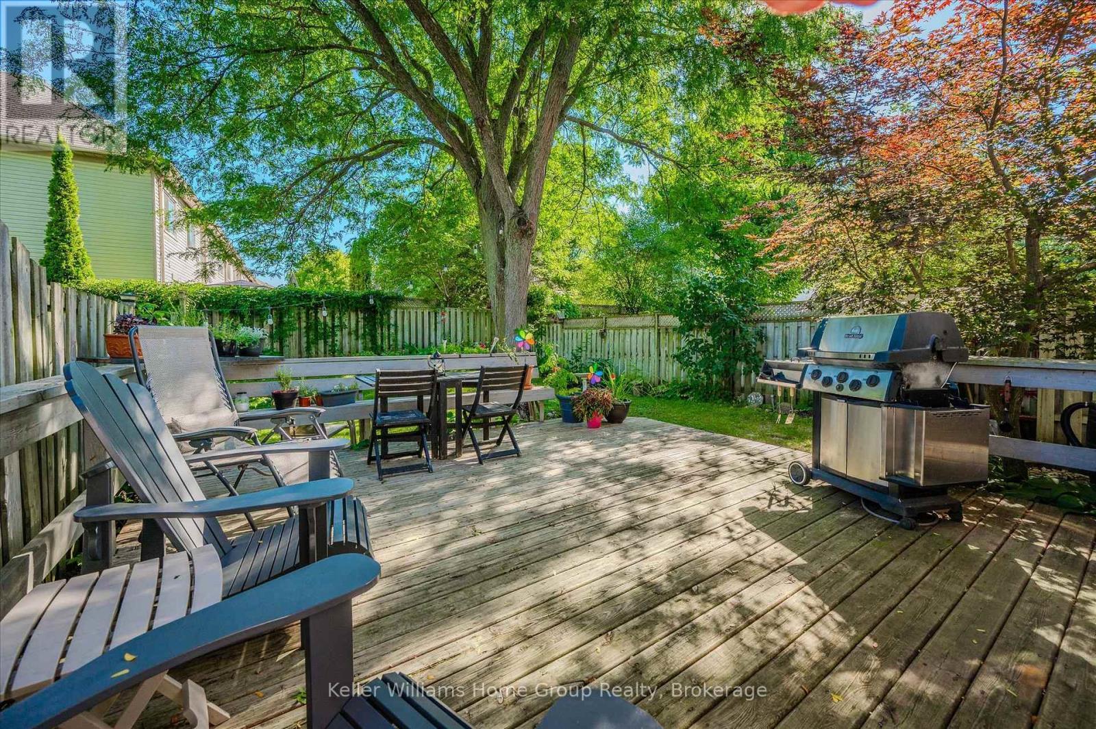 154 Shadow Wood Court, Waterloo, ON