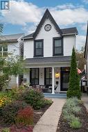 68 OSBORNE AVENUE Toronto, ON M4E 3B2