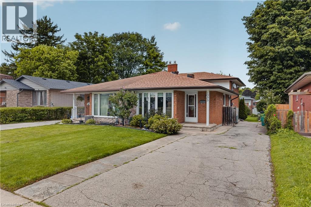 1393 Pineview Avenue, Cambridge, ON