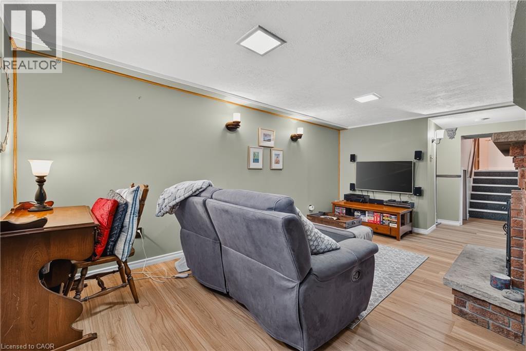 1393 Pineview Avenue, Cambridge, ON