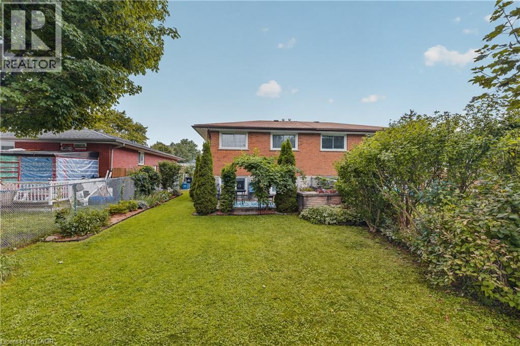 1393 Pineview Avenue, Cambridge, ON