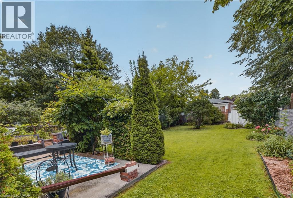 1393 Pineview Avenue, Cambridge, ON