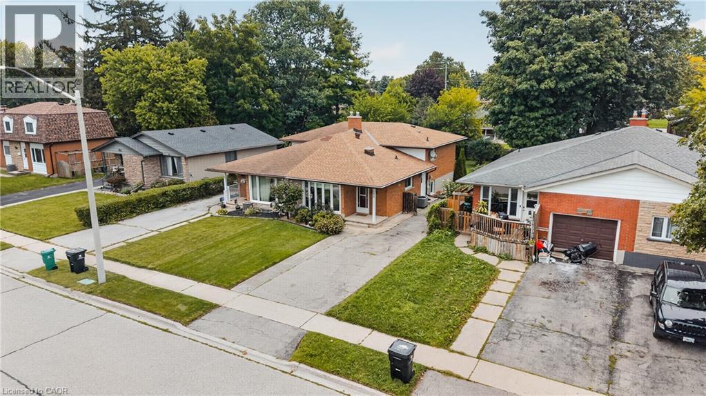 1393 Pineview Avenue, Cambridge, ON