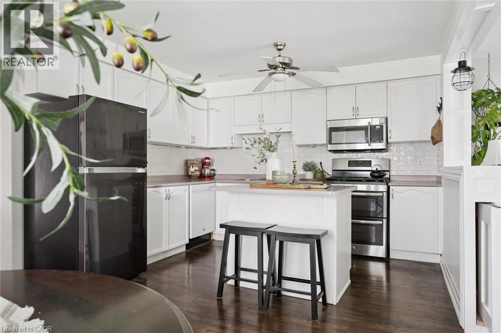 154 Shadow Wood Court, Waterloo, ON
