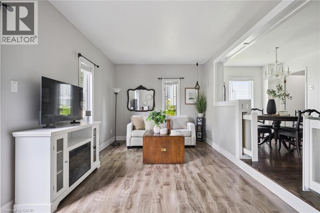 154 Shadow Wood Court, Waterloo, ON
