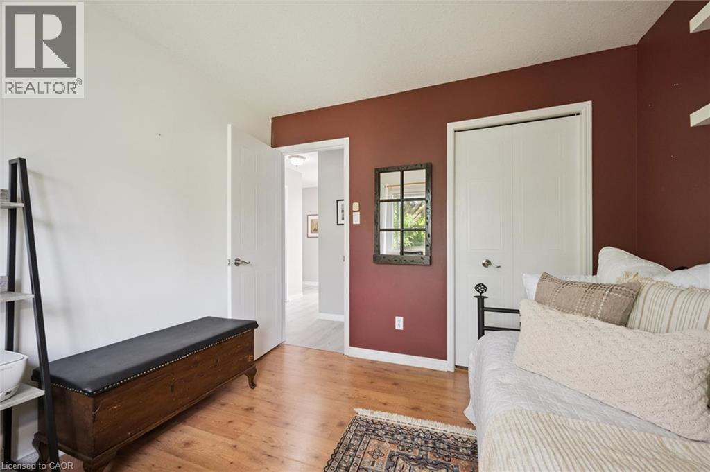 154 Shadow Wood Court, Waterloo, ON