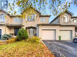 99 FOXBOROUGH DRIVE Hamilton, ON L9G 4Z1