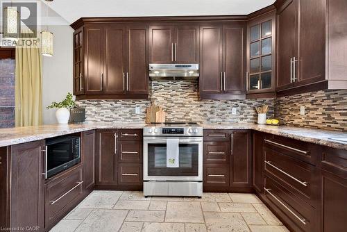 23 Garfield Avenue N, Hamilton, ON 