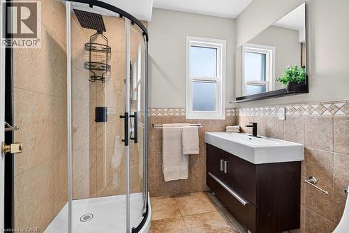 23 Garfield Avenue N, Hamilton, ON 