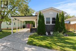 52 PARKSIDE DRIVE Mcgregor, ON N0R 1J0
