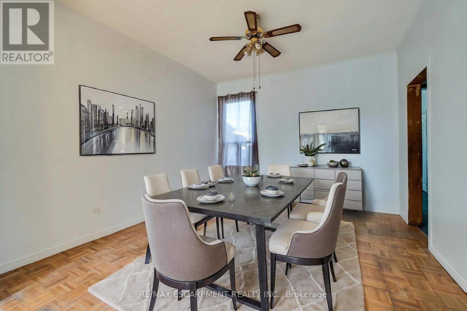 Virtually Staged - 23 Oak Avenue, Hamilton, ON