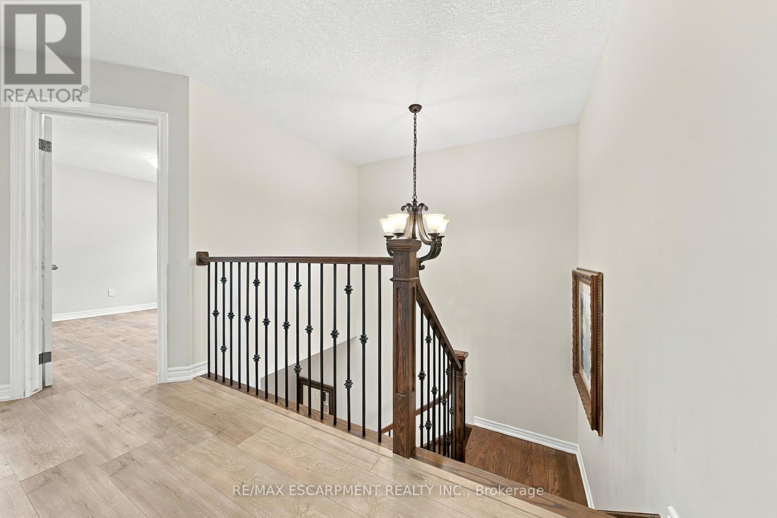 96 Springvalley Crescent, Hamilton, ON