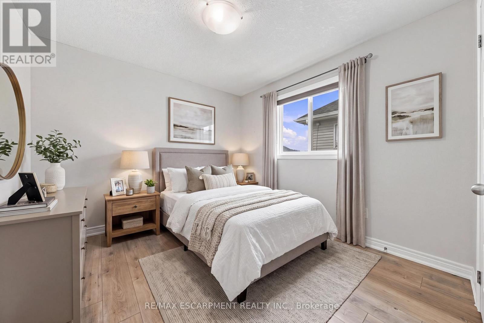96 Springvalley Crescent, Hamilton, ON