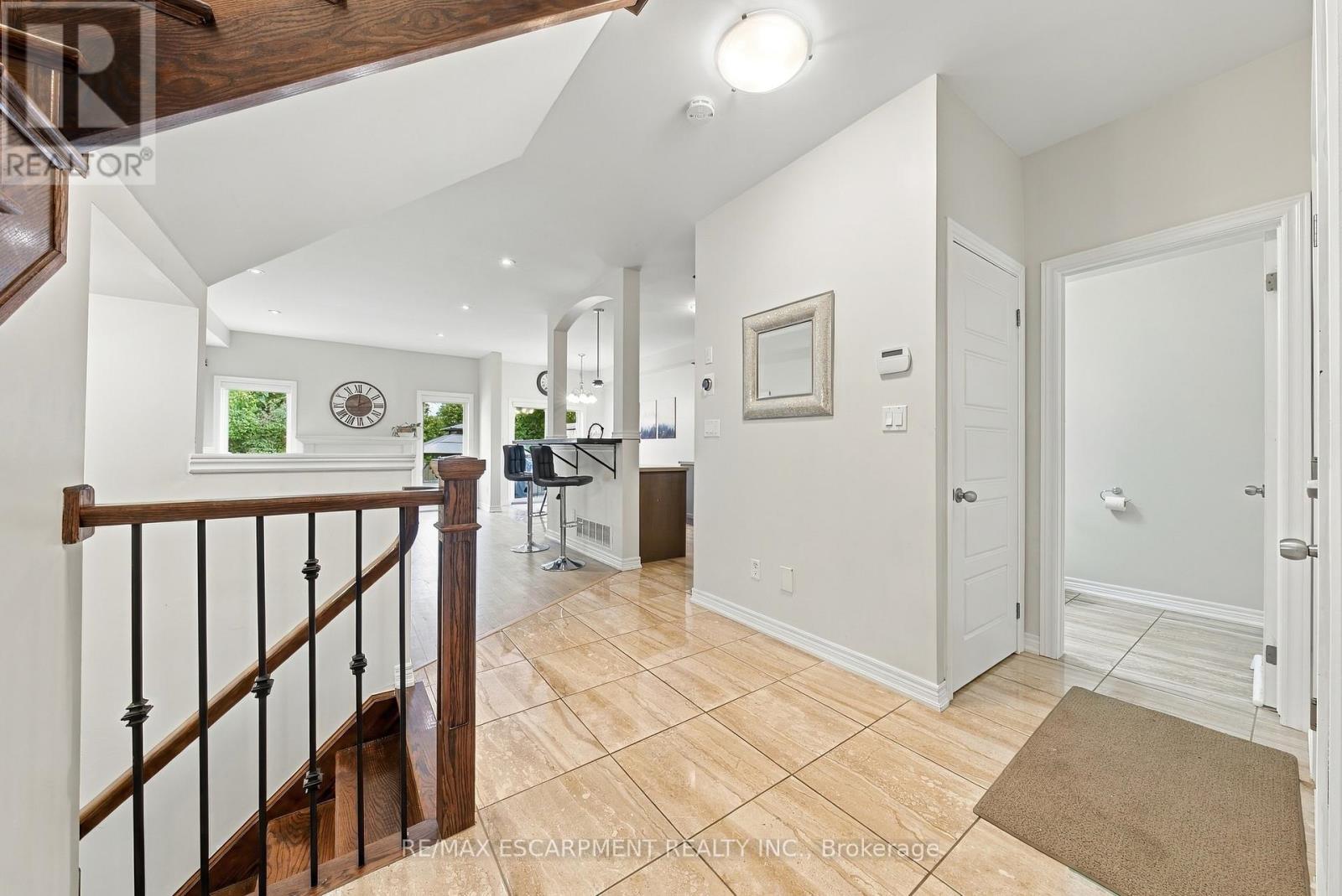 96 Springvalley Crescent, Hamilton, ON