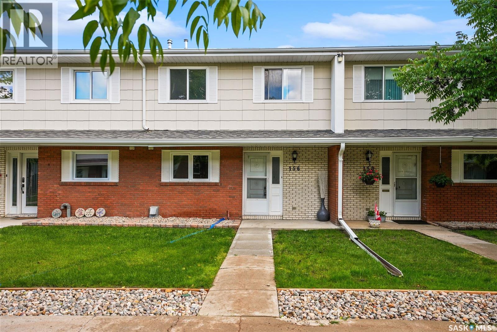 156 Plainsview Drive, Regina, SK