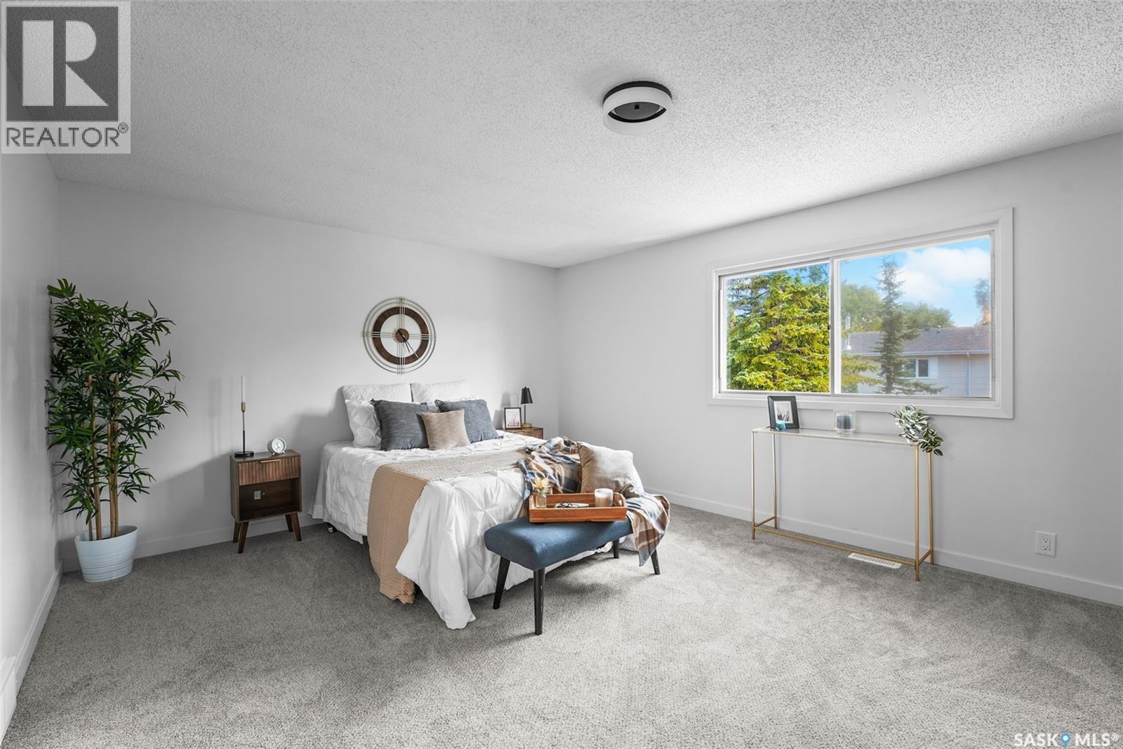 156 Plainsview Drive, Regina, SK