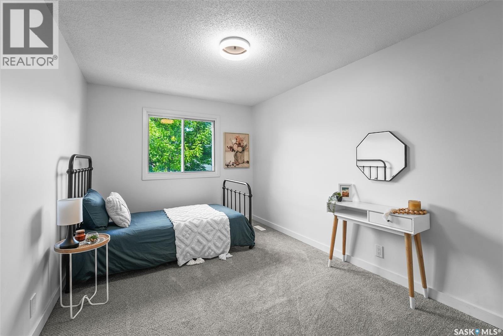 156 Plainsview Drive, Regina, SK