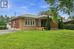 131 WEST 34TH STREET  Hamilton (Westcliffe), ON L9C 5K4