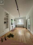 2 - 60 BEVERLEY STREET Toronto, ON M5T 1X9