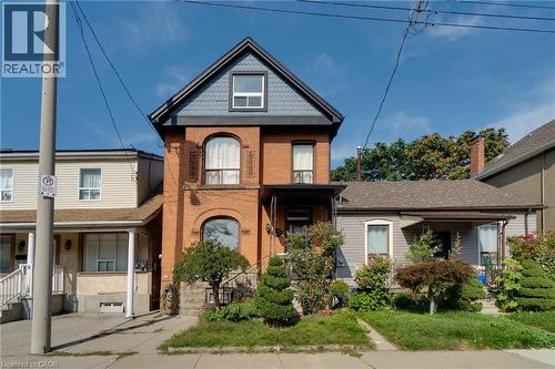 23 OAK Avenue  Hamilton, ON L8L 5M7