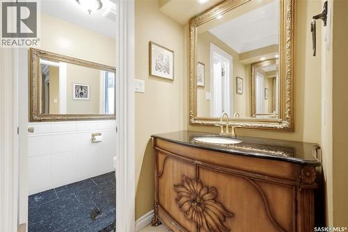 66 Leslie Place, Regina, SK 