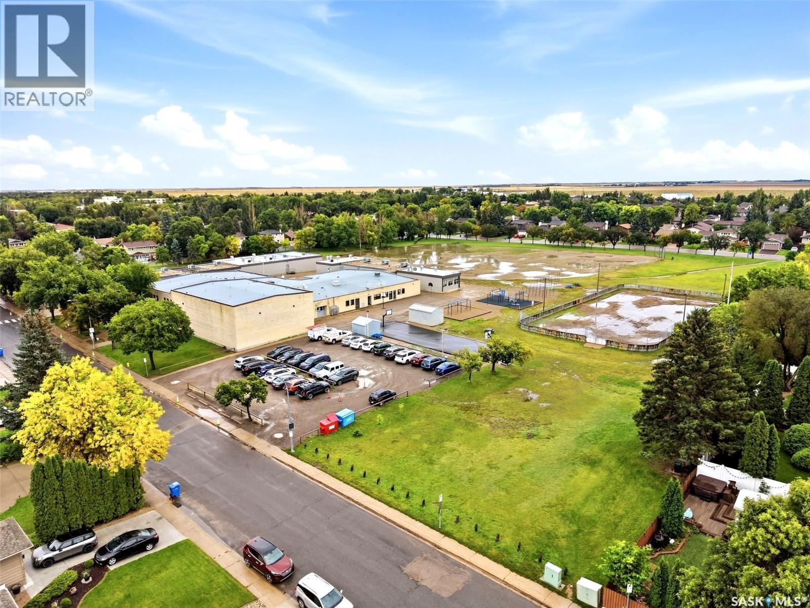 66 Leslie Place, Regina, SK