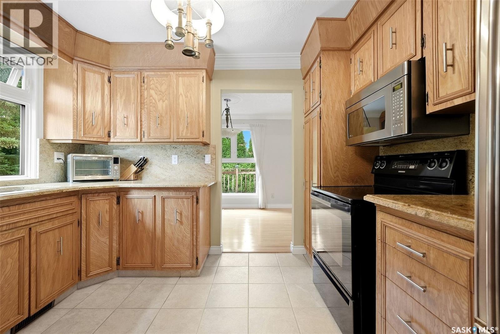 66 Leslie Place, Regina, SK