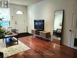 29 DUNKIRK ROAD Toronto, ON M4C 2M1