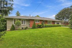 440 CONLIN ROAD E Oshawa (Kedron), ON L1L 0M9