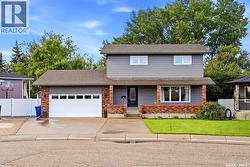 29 Thorn CRESCENT Moose Jaw, SK S6J 1J3