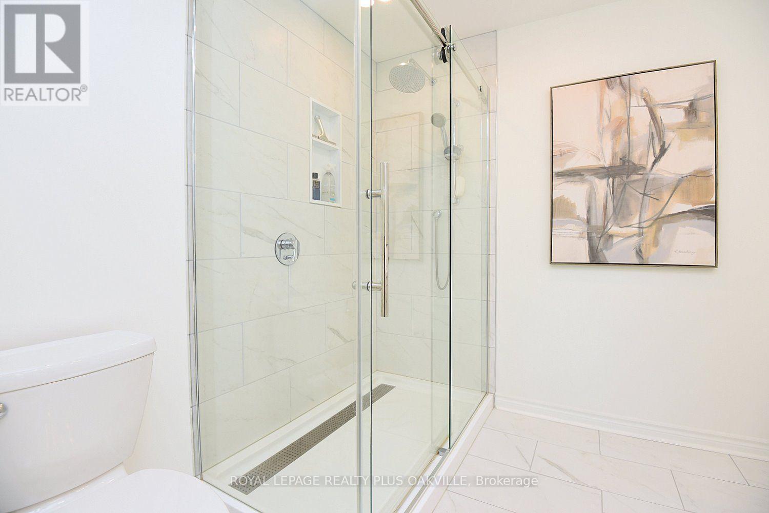 546 Sandcherry Drive, Burlington, ON