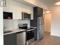 1004 - 202 BURNHAMTHORPE ROAD E Mississauga, ON L5A 4L4