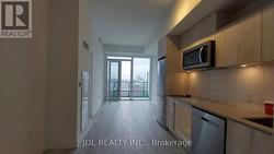 1704 E - 70 PRINCESS STREET Toronto, ON M5A 0X6