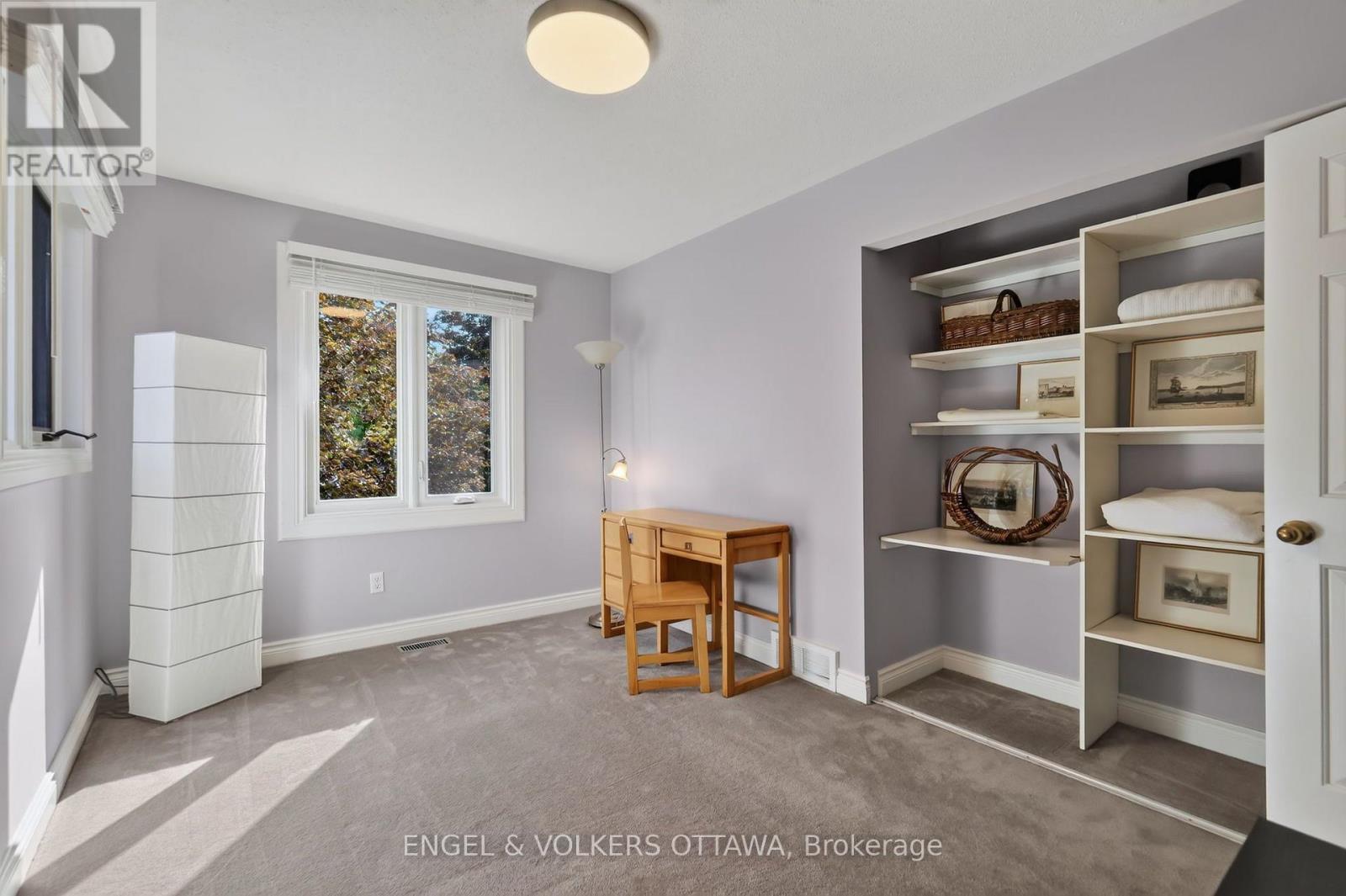 2106 Lamira Street, Ottawa, ON