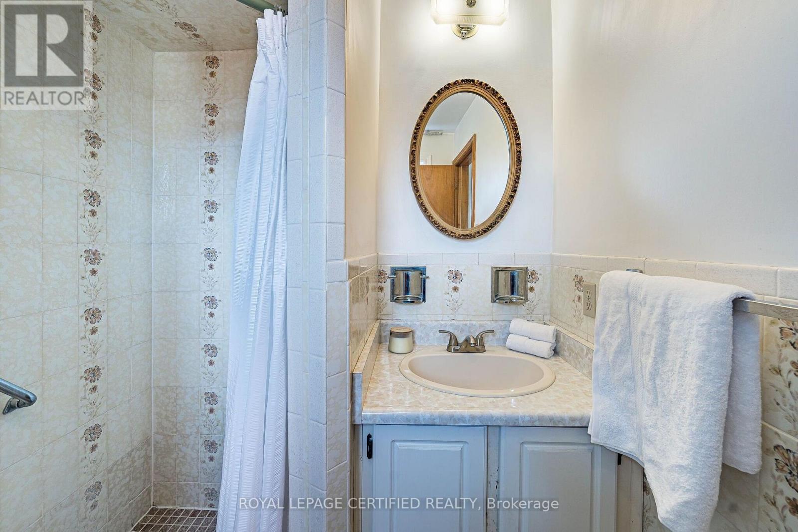 1554 Goldmar Drive, Mississauga, ON