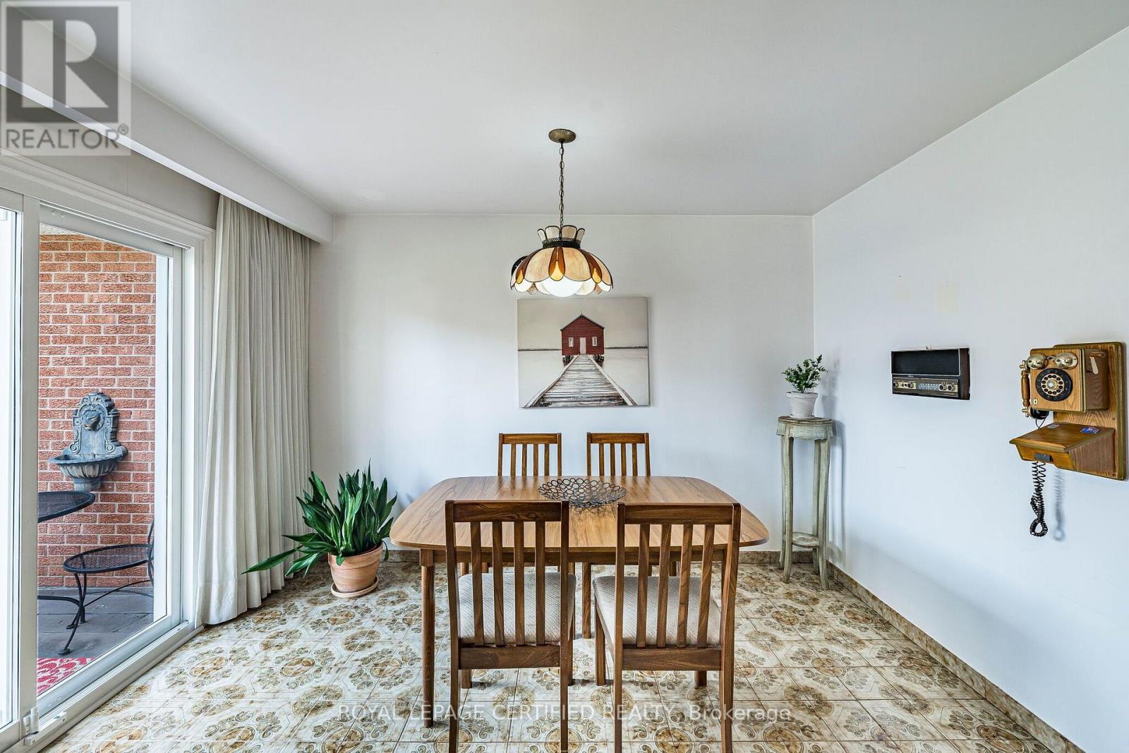 1554 Goldmar Drive, Mississauga, ON