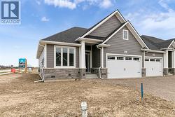 445 CASERTA CRESCENT Lakeshore, ON N0R 1A0