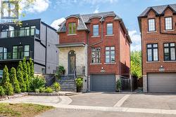 1113B ISLINGTON AVENUE Toronto, ON M8Z 4S3