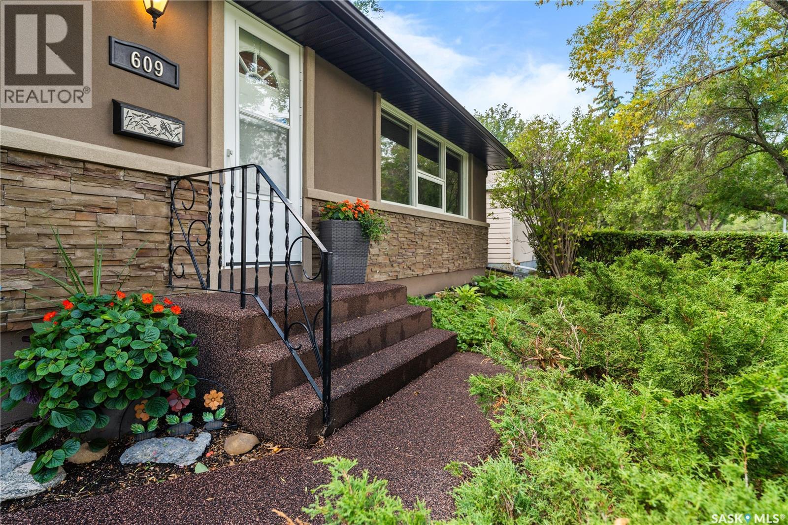 609 18Th Avenue E, Regina, SK