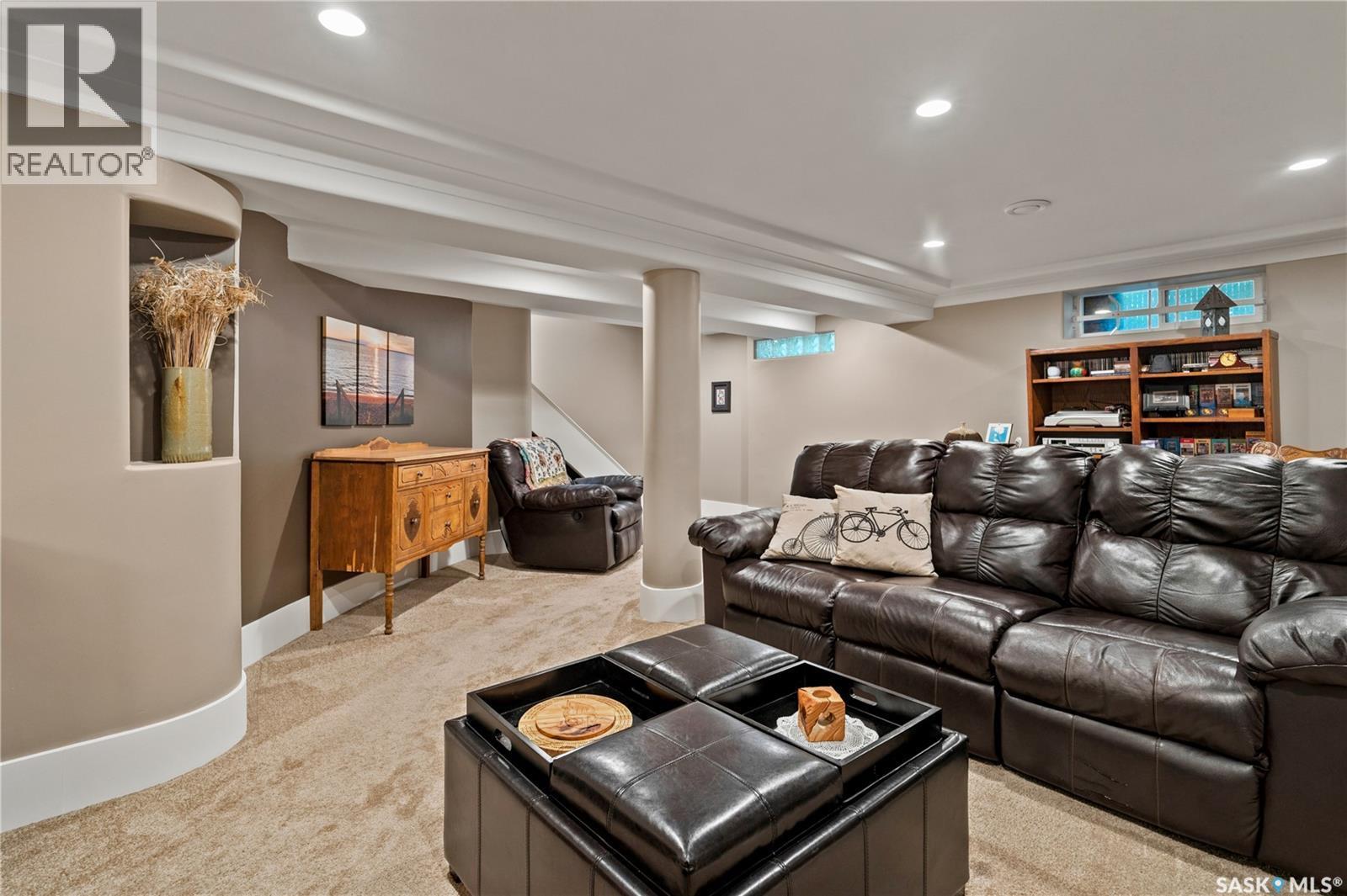 609 18Th Avenue E, Regina, SK
