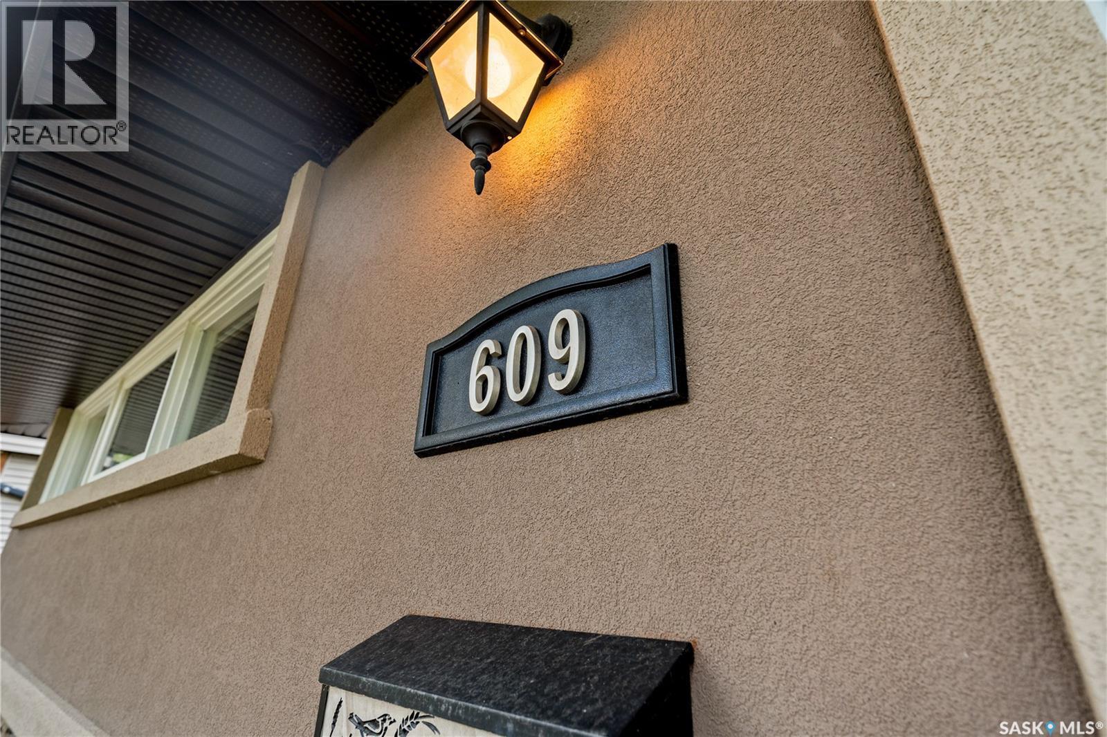 609 18Th Avenue E, Regina, SK