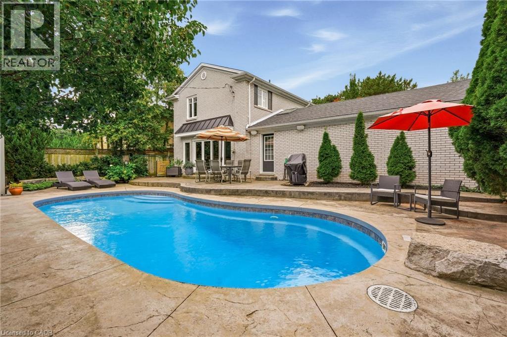387 Valanna Crescent, Burlington, ON