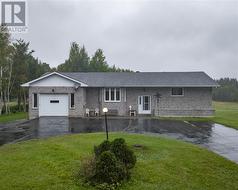 636 Gravel Drive Hanmer, ON P3P 1R3