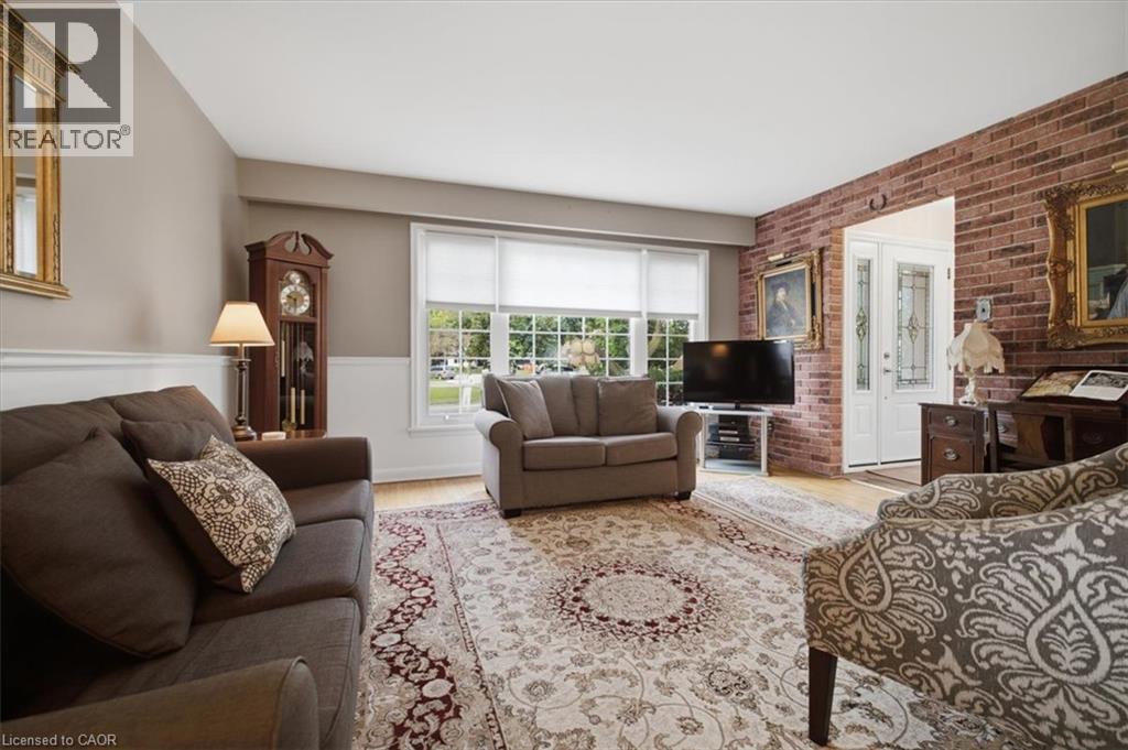 343 Duncombe Drive, Burlington, ON