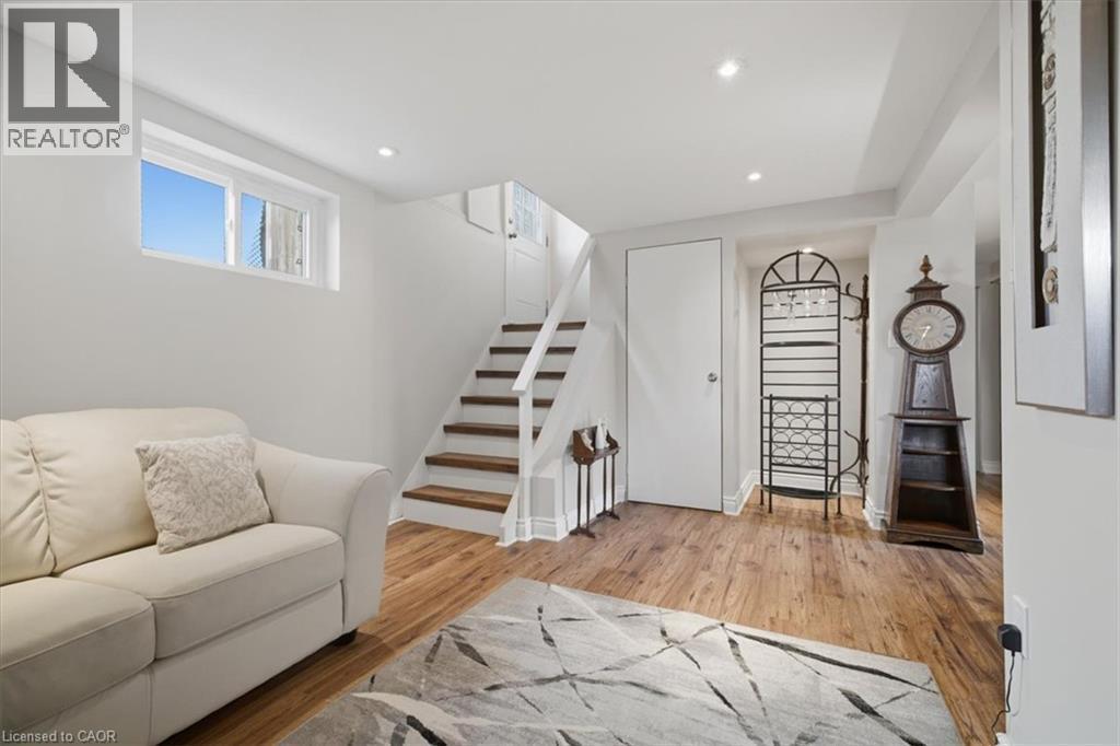 343 Duncombe Drive, Burlington, ON